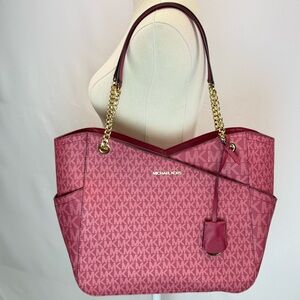 Michael Kors Jet Set Travel Signature Chain Raspberry Tote with Gold Chain NWT
